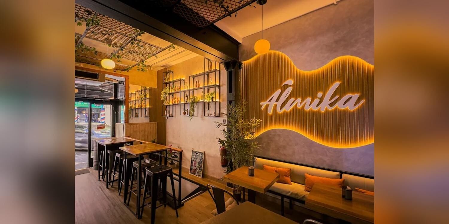 Álmika, bar