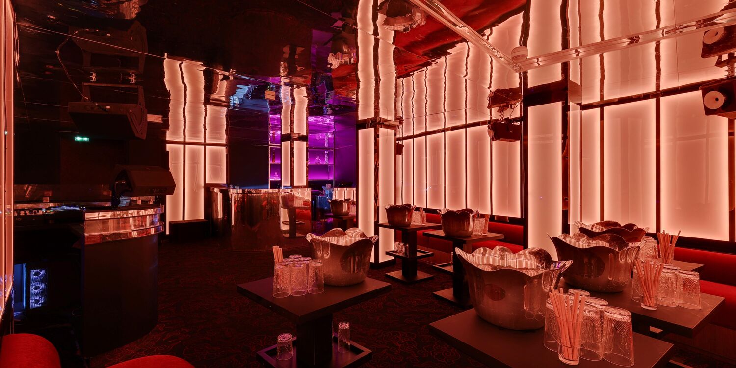 Kúkú (privatisation totale), rental_room