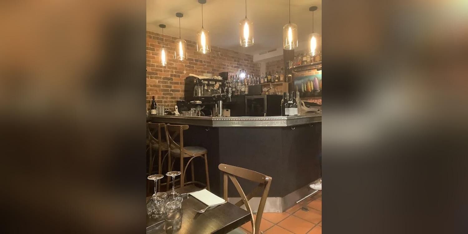 La Pie Noir, restaurant