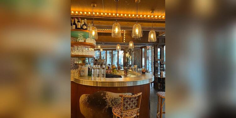 Aux Fourreurs, restaurant