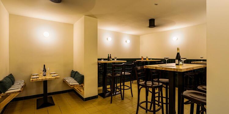 Juanitos Barcelona, bar