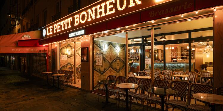 Le petit bonheur, bar