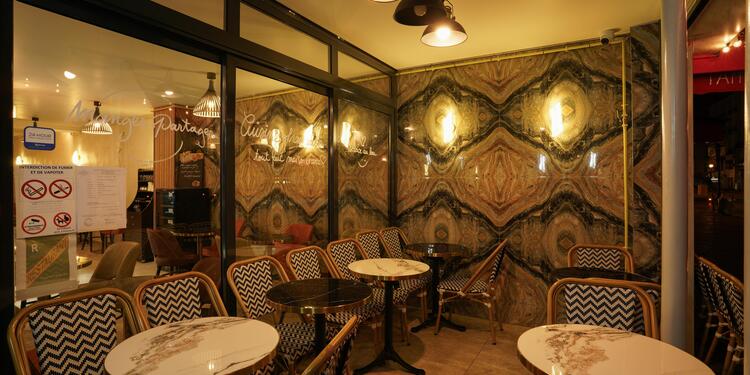 Le petit bonheur, bar