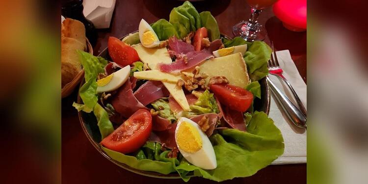 Aux 100 Kilos, restaurant