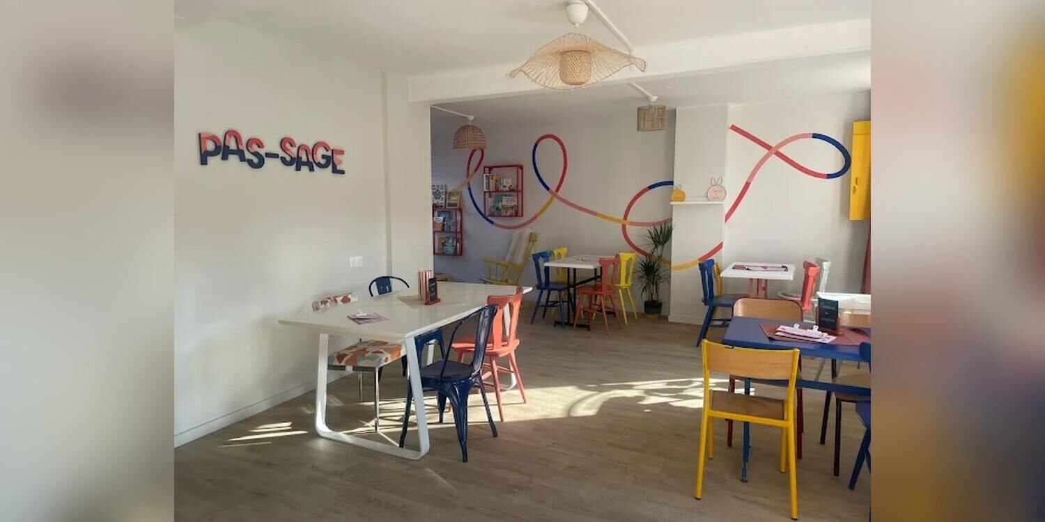 Pas-Sage (ex: Café Belly), bar