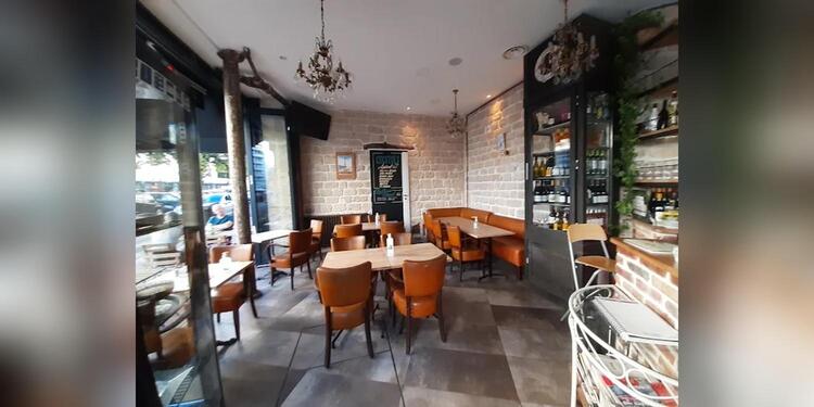 Eiffel Bar, restaurant