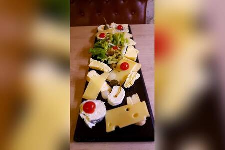 M101 Bar Brasserie, Bar Paris Épinettes  #0