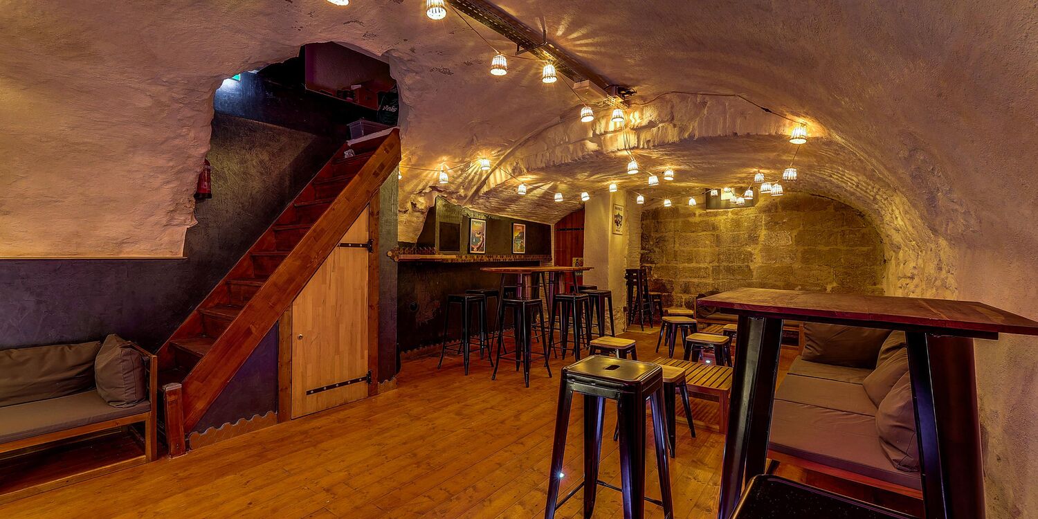 Di Carlo (Privatisation), rental_room