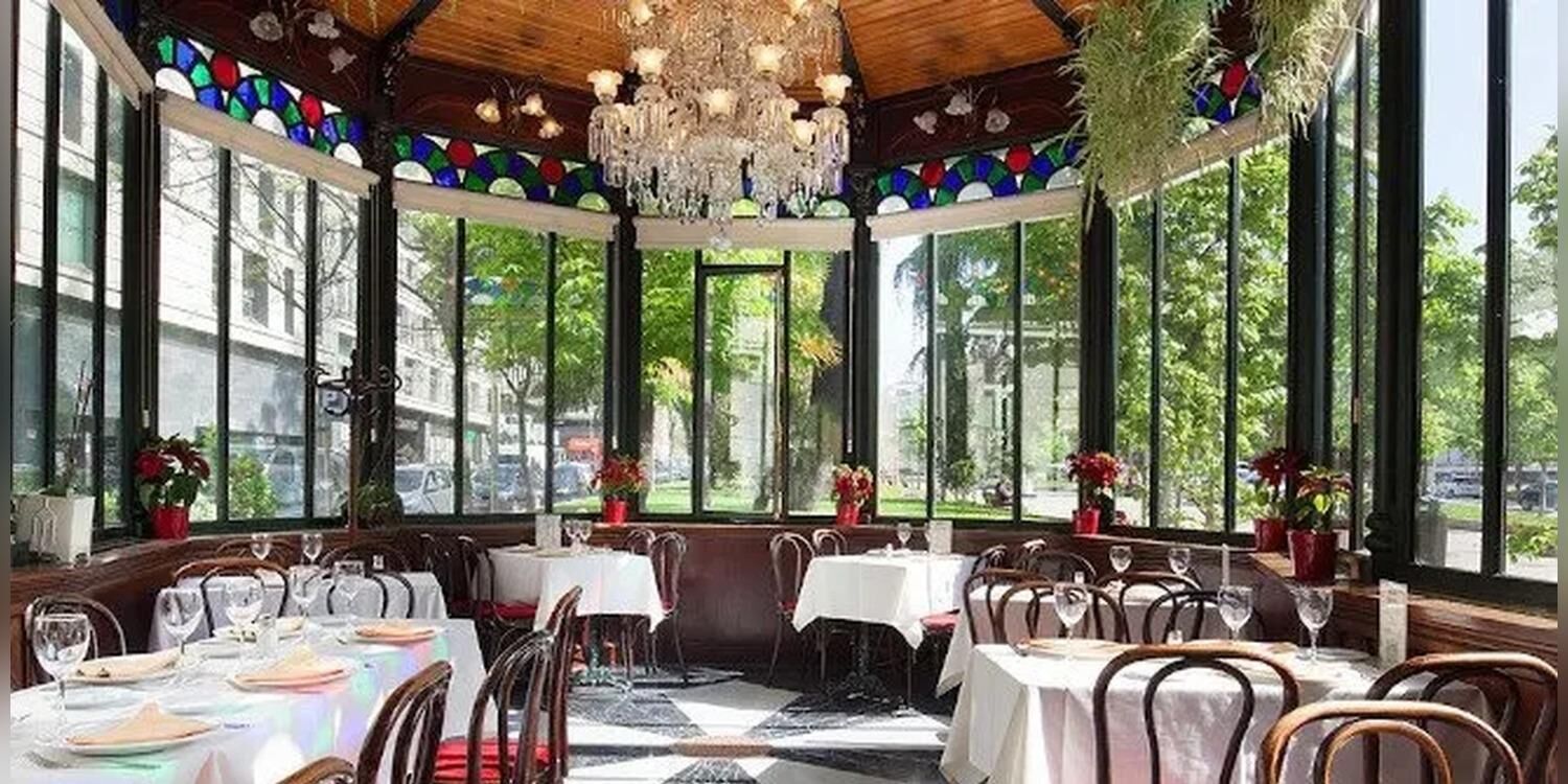 Terraza Gran Café El Espejo, restaurant