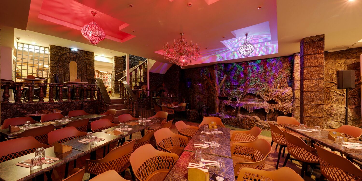 Ashourya Cours Julien, restaurant