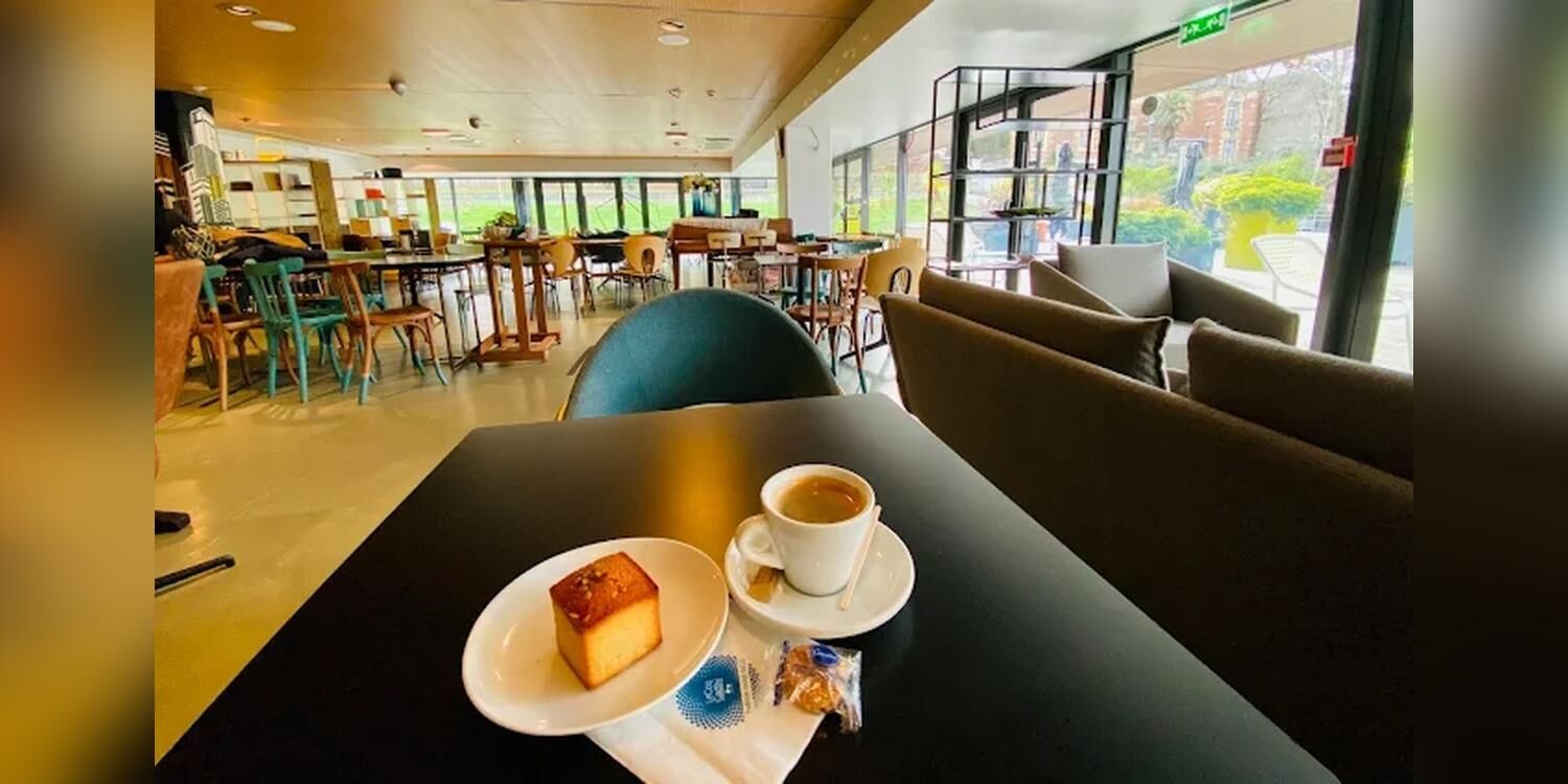 Les Champs Libres, restaurant