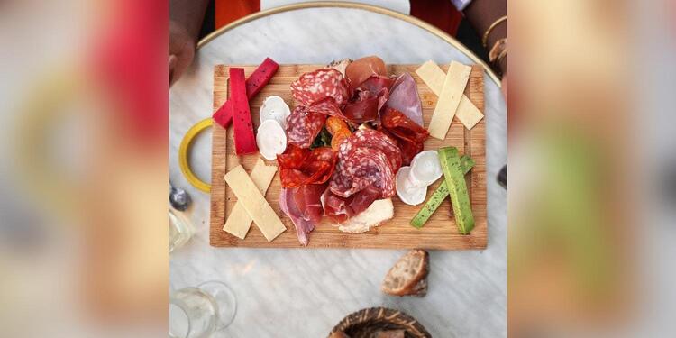 Le Mistral Gagnant, restaurant