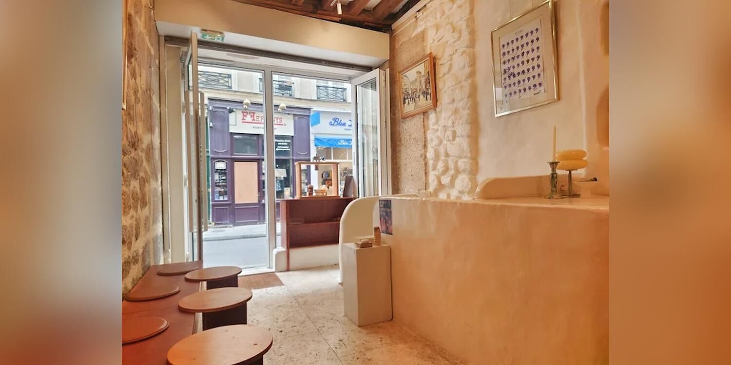 Retro Salon de Thé, bar