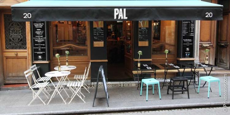 PAL (fermé), bar