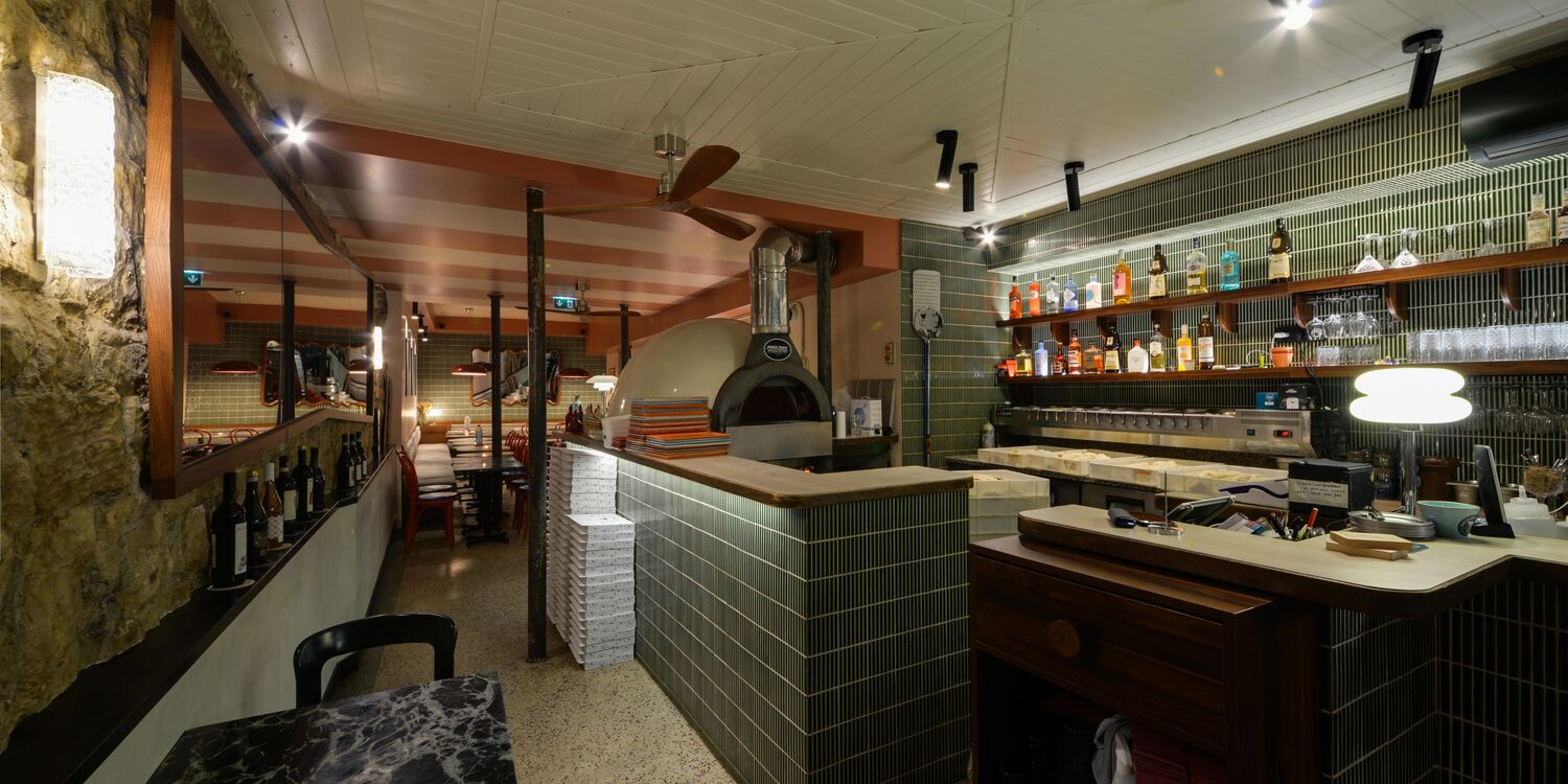 Maison Pinsa Montmartre, bar