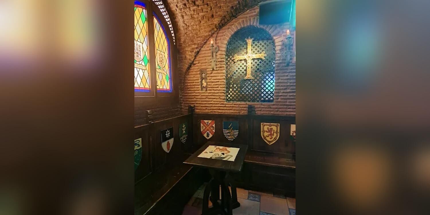 La Fontana de Oro, bar