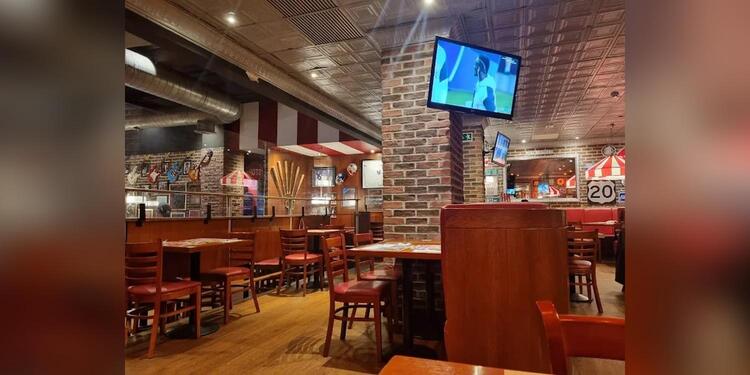 TGI Fridays, restaurant