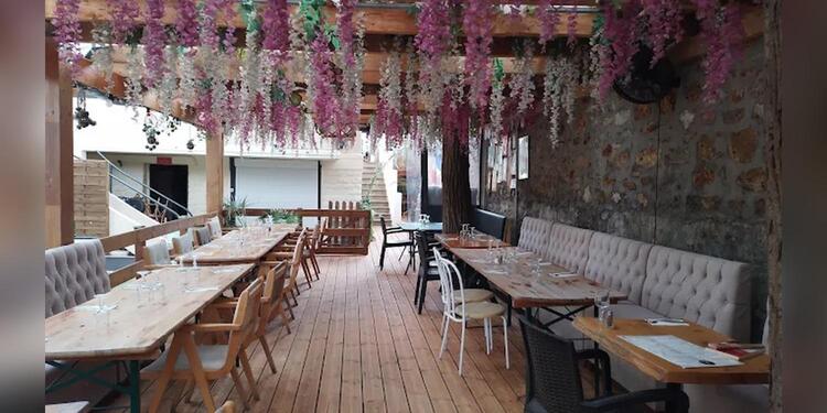 Brasserie Le Paris - Restaurant & Pub, restaurant