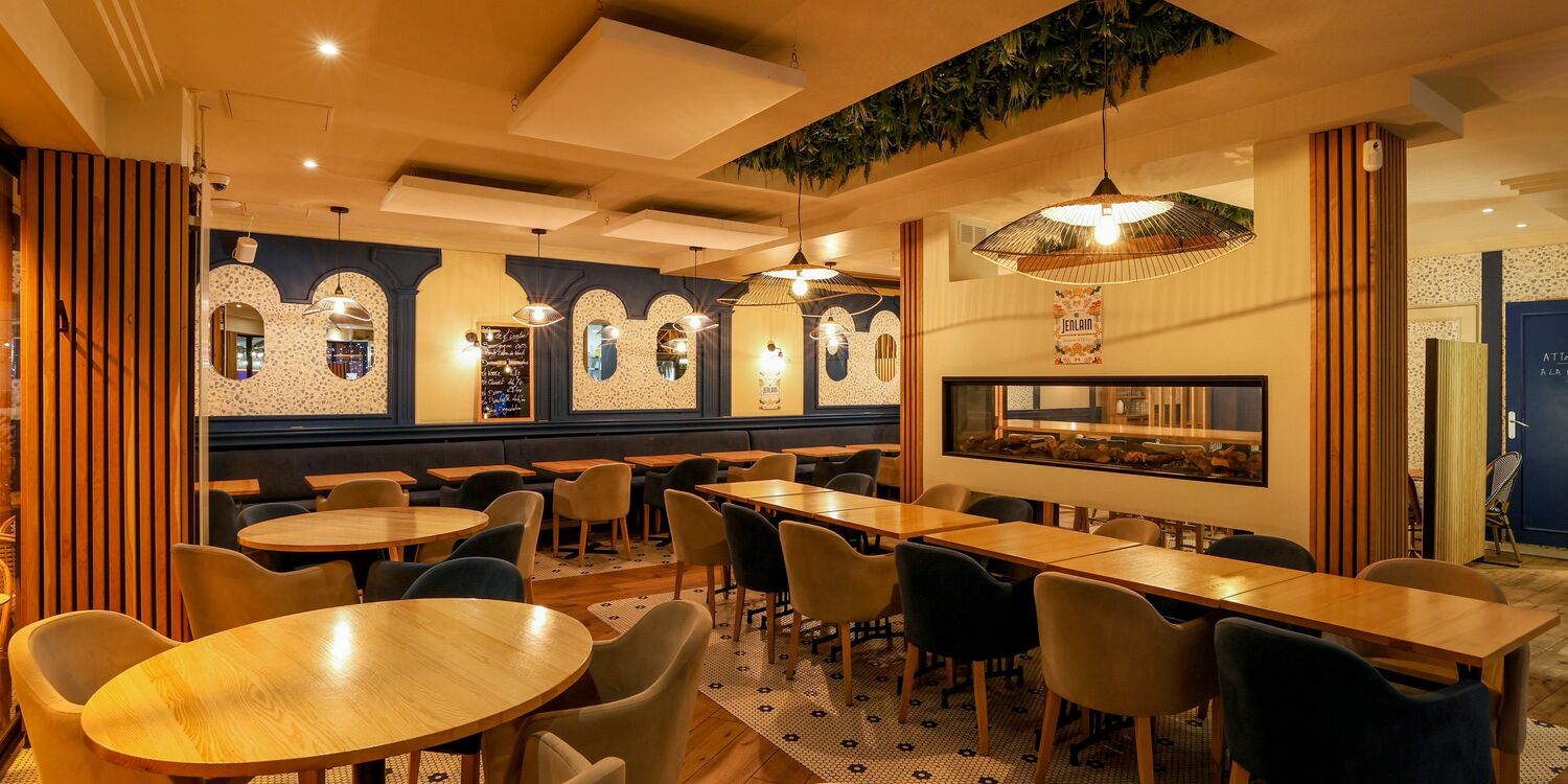 L'Angle, bar