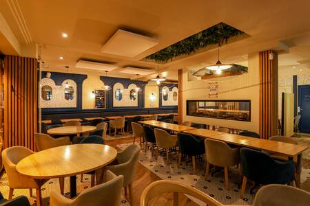 L'Angle, Bar Puteaux Front de Seine-Bellini #0