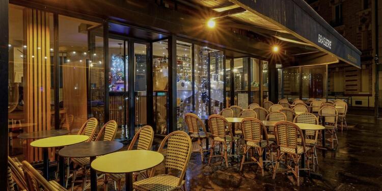 L'Angle, bar