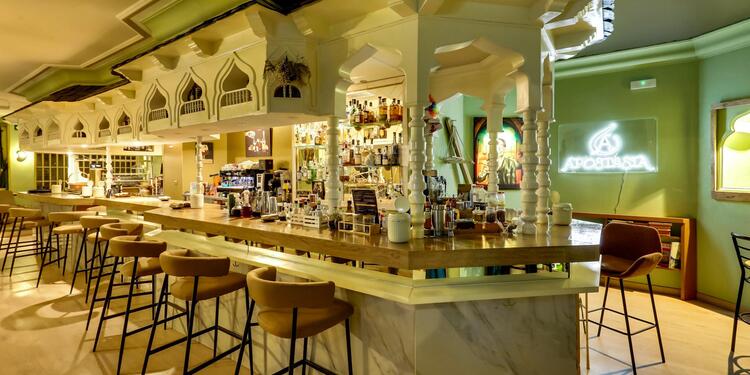 Apostasía Bar, bar