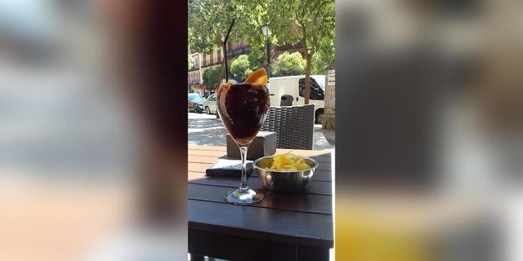 El Parnaso Cafe, bar