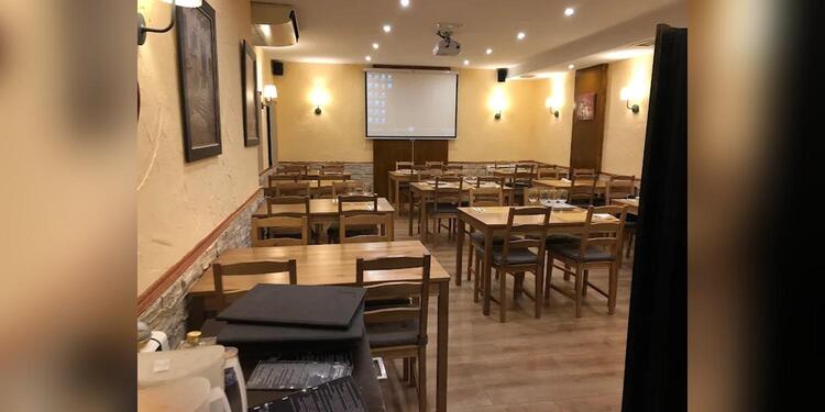 FamilyMart, restaurant