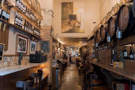 La Moderna Bodega y Restaurante tradicional 1937, Bar Barcelona  L'Antiga Esquerra de l'Eixample #0