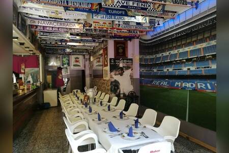 Toñin El Torero Local, Bar Madrid Entrevías #0