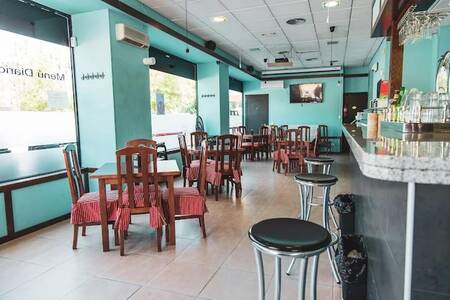 Calle burguete 16, Bar Madrid  #0