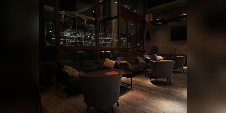 Ego House Madrid, bar