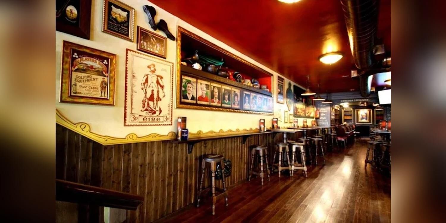 The Antiquarian Bar, bar