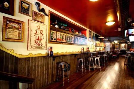 The Antiquarian Bar, Bar Madrid Montecarmelo #0