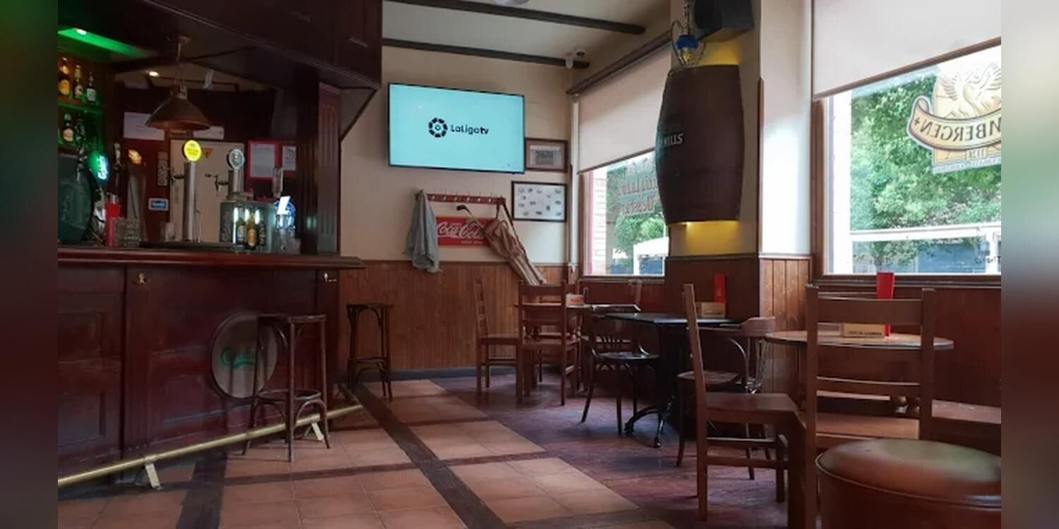 Pub The Red Mills, bar