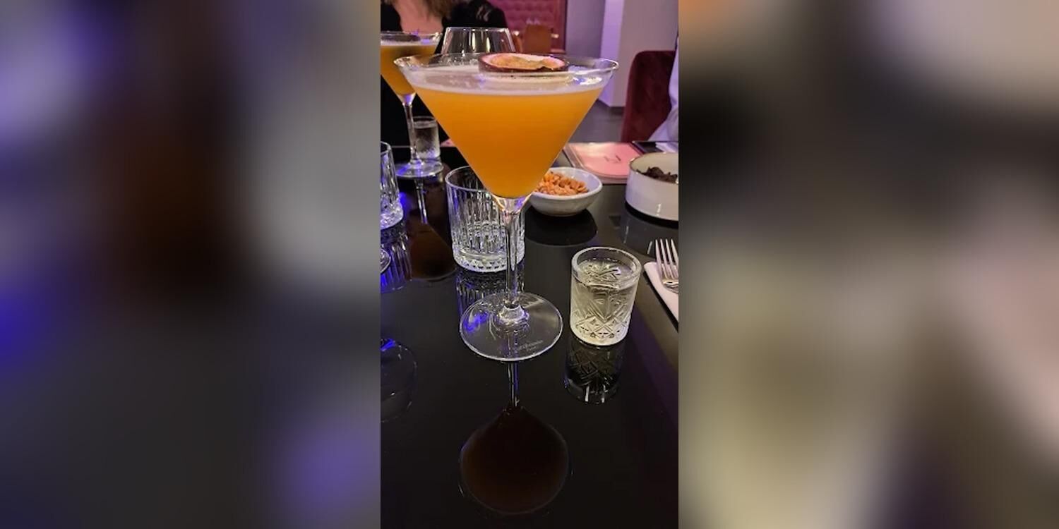 Noble Jour & Nuit, bar