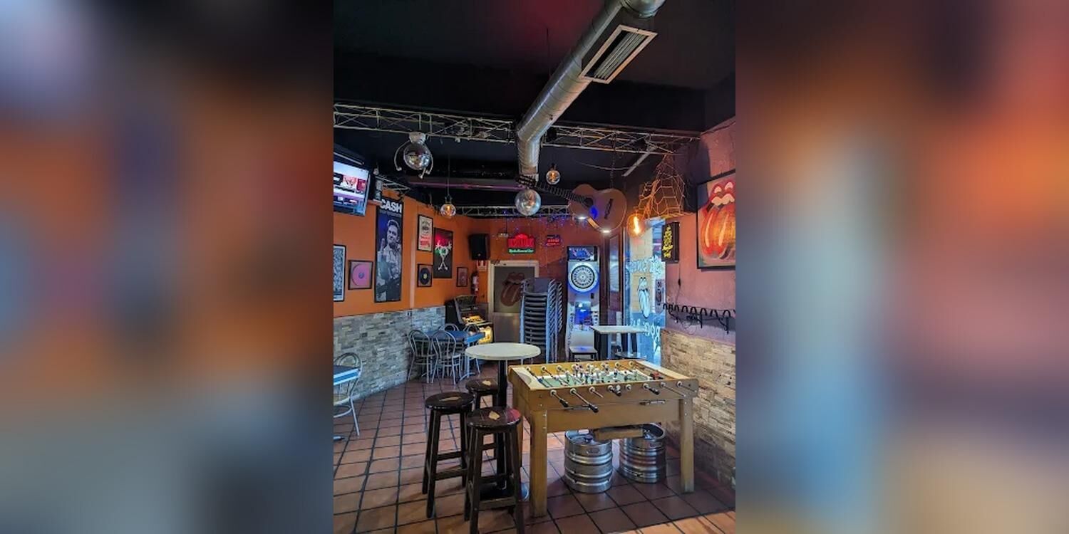 Stones Rock Bar, bar