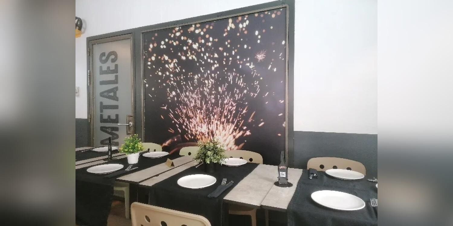 Los Metales Bar & Kitchen, restaurant