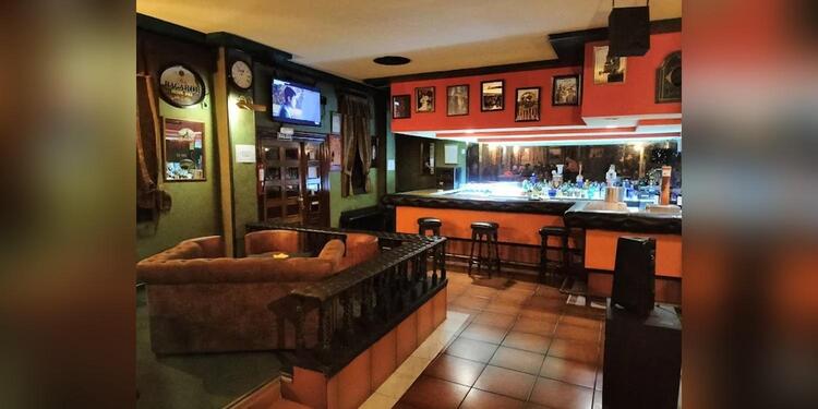 Pub Bosque 21, bar
