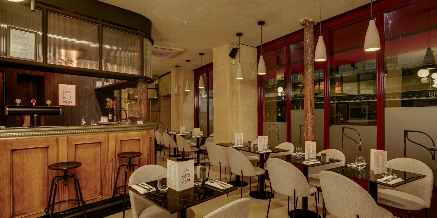 AGAPES, bar