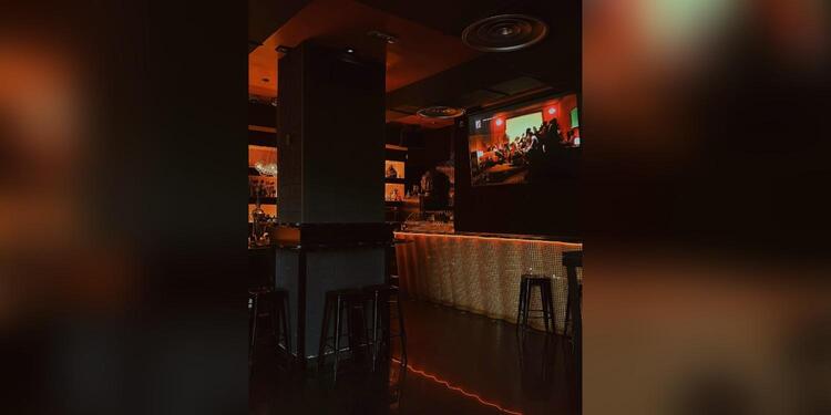 Buda Bar de Copas, bar