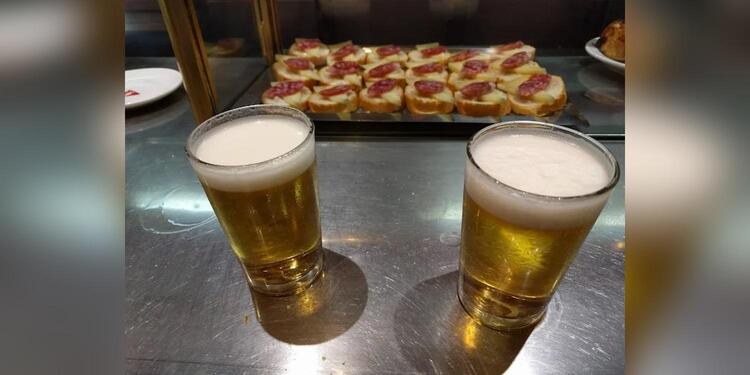 Cervecería Cáparra, bar