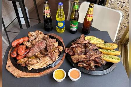 PARRILLA BAR RAFA, Restaurante Madrid Vista Alegre #0