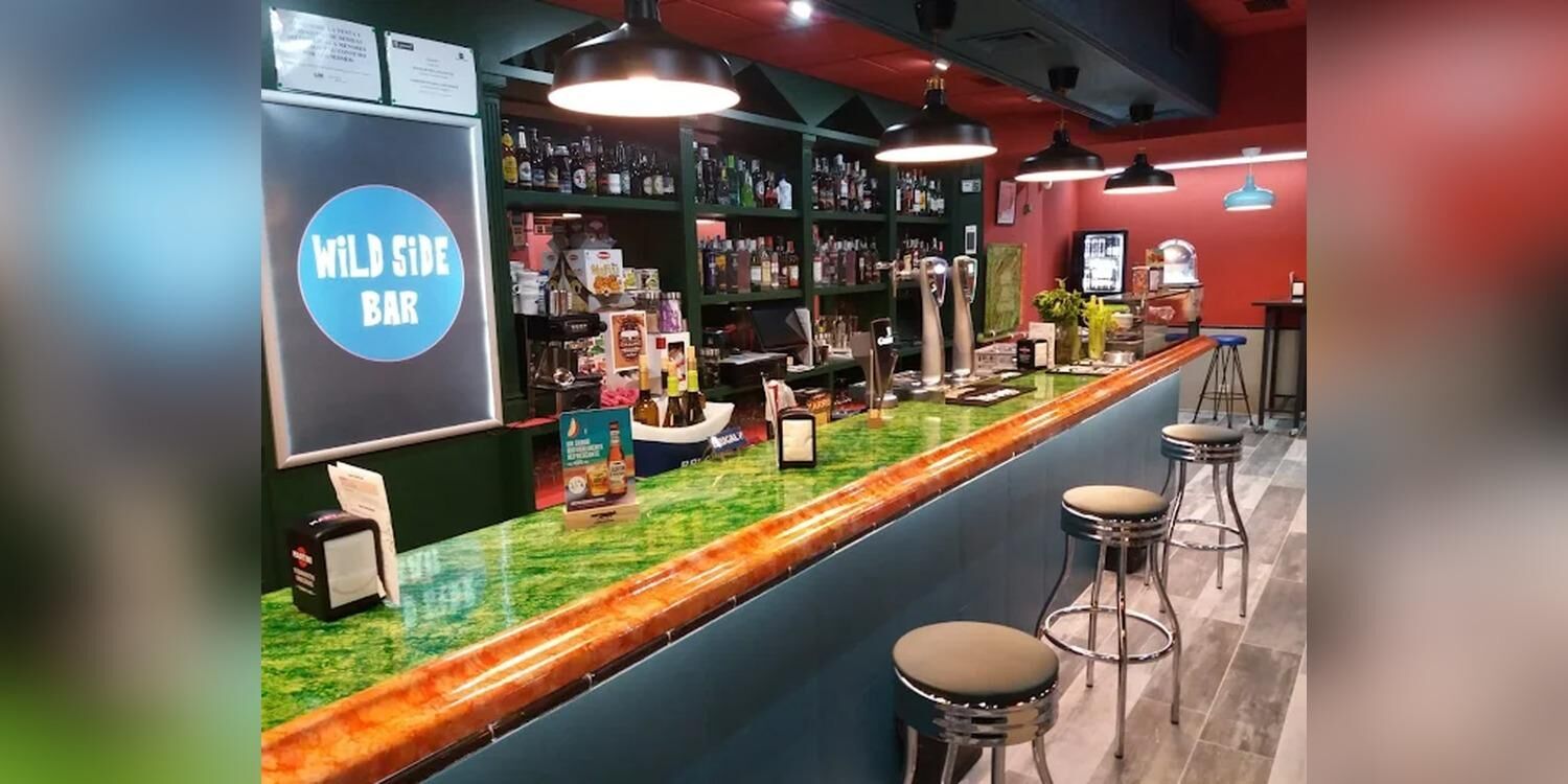 Wild Side Bar, bar