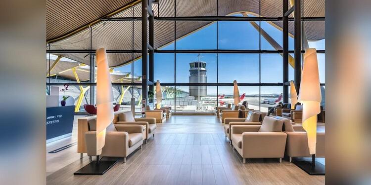 Neptune VIP Lounge, restaurant