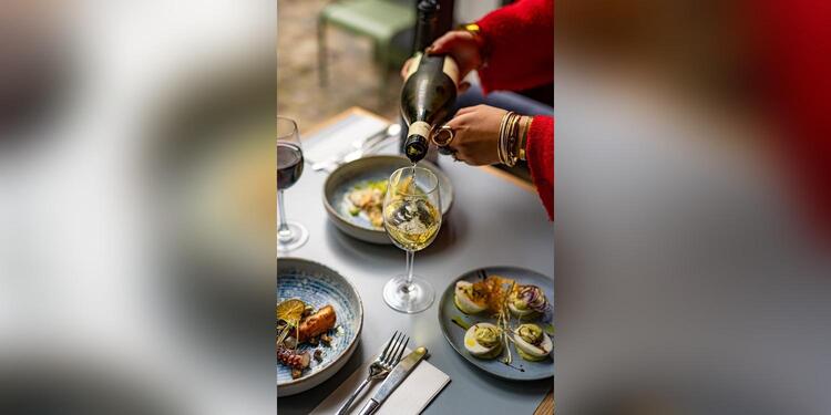 LE GRAND QUARTIER, bar