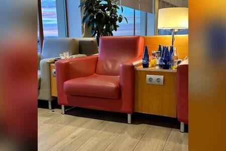 Puerta de Alcalá VIP Lounge, Bar Madrid Barajas #0