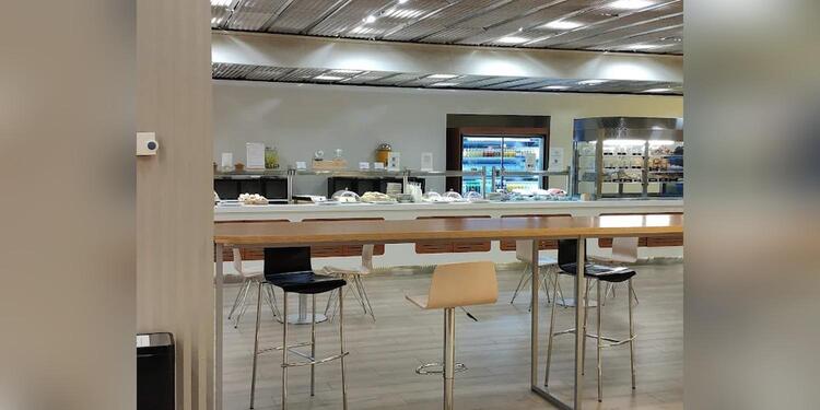 Puerta de Alcalá VIP Lounge, bar