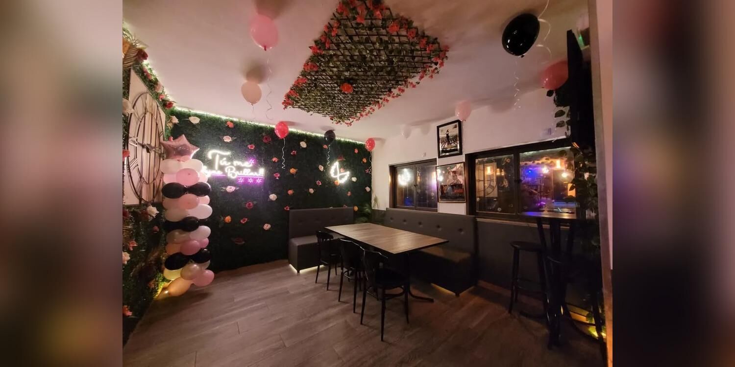 Pub Friends Bar, bar