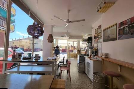 Merinas, Bar Madrid Carabanchel #0